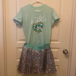 Disney Christmas outfit